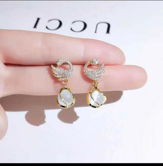 Swan Shape Fashionable Drops & Danglers, Hoop Earring
