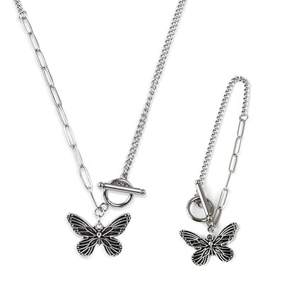 Butterfly  link chain Random Color